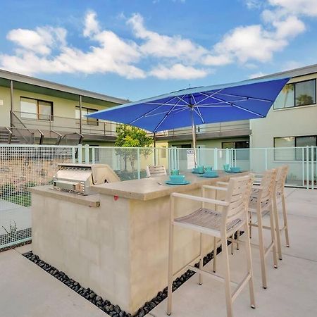Micro Studio With Balcony & Pool View - Walk To Ot Scottsdale Buitenkant foto