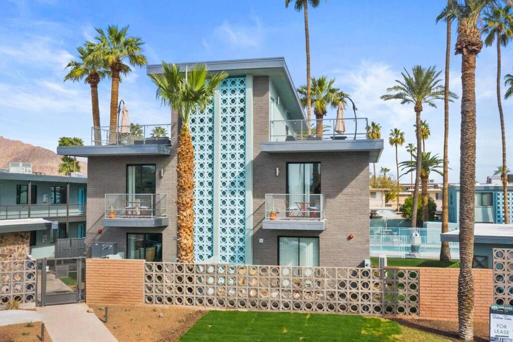 Micro Studio With Balcony & Pool View - Walk To Ot Scottsdale Buitenkant foto